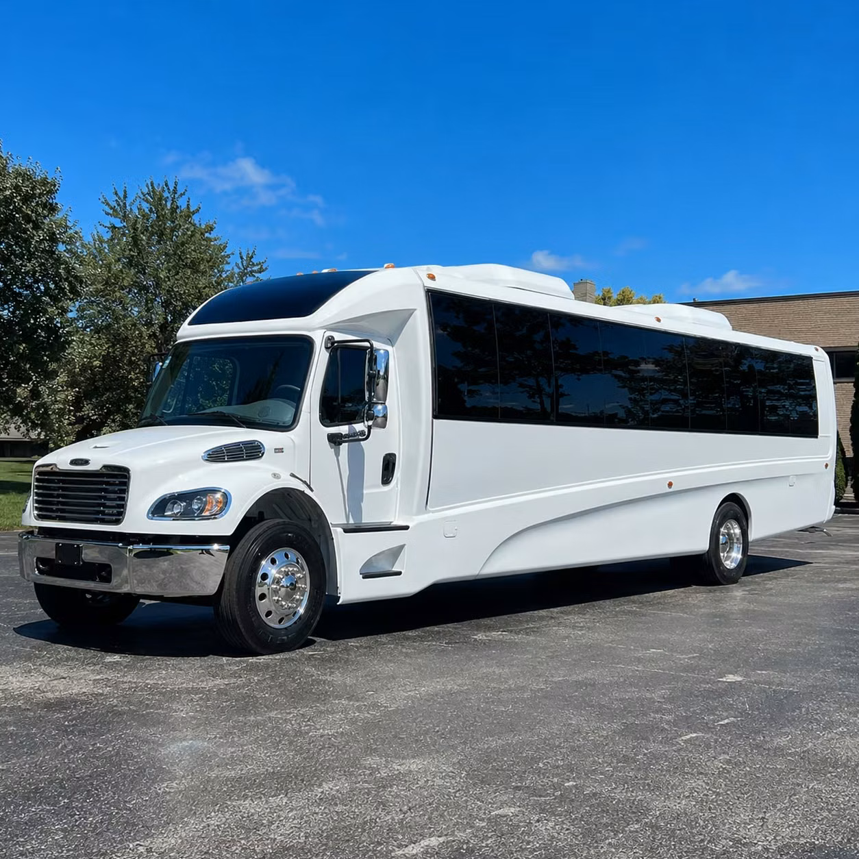 tacoma 25 passenger minibus rental